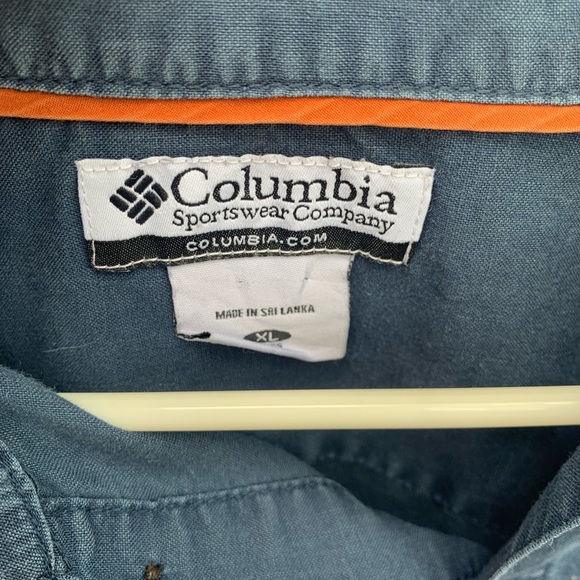 Xl blue columbia button down shirt - Picture 3 of 3